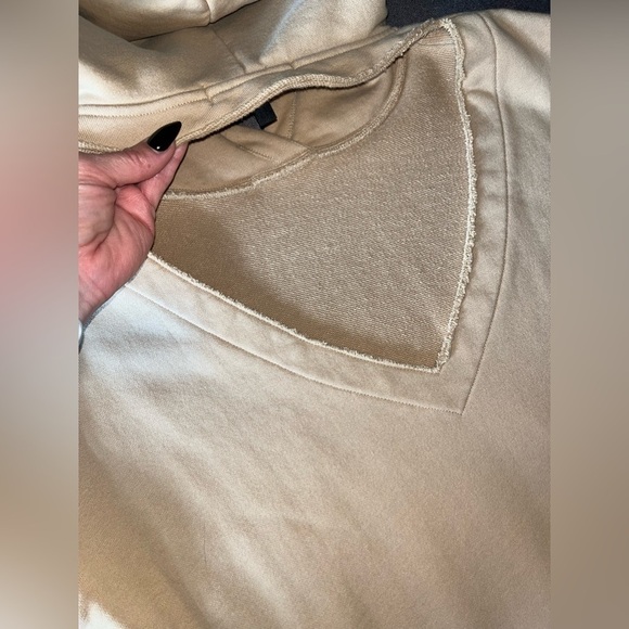 Hudson Jeans Back Cut out Cotton Hoodie Women’s Small Tan Camel Neutral Fall - Picture 6 of 16